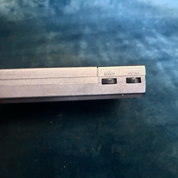 Casio liquid crystal color television TV-2000 Brand new still in box - Picture 5 of 5